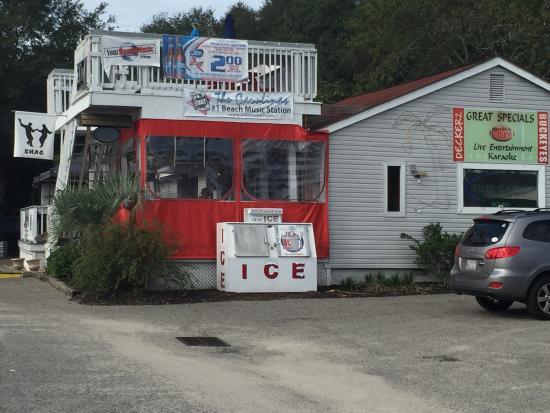 Deckerz Bar and Grille